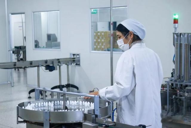 FB体育 FB体育平台西施兰药业投入巨资引进的自动化生产线正式进入试运行阶段(图3)