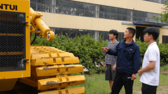 “智推科技”团队走访工程机械企业调研并FB体育 FB体育平台获企业高度认可(图1)