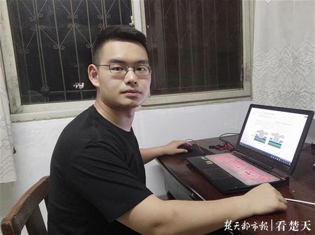 假期泡在实验室 轻工大学霸从“机械小白”成长为创新创业排头兵FB体育 FB体育平台(图1)