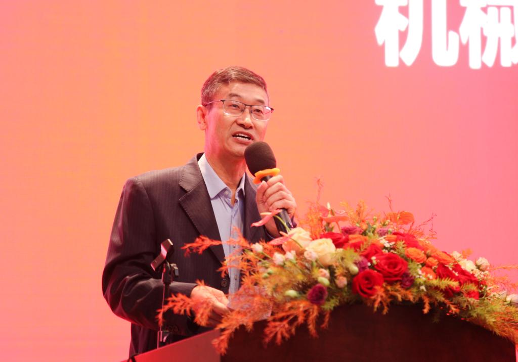 FB体育 FB体育平台【70周年校庆·基层动态】机械学院建院70周年大会举行(图12)