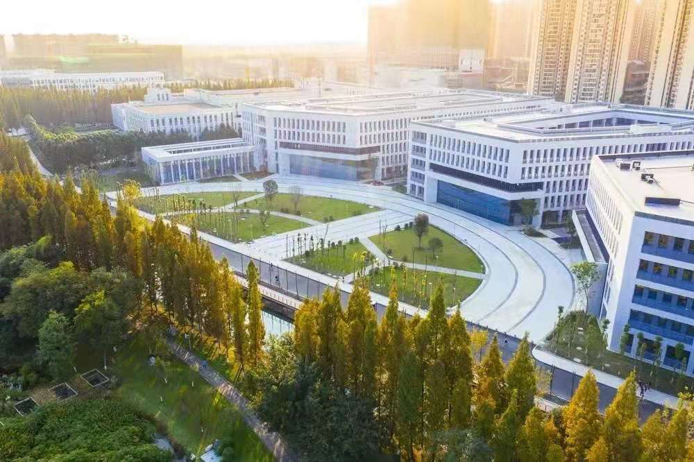 FB体育 FB体育平台求证：电子科技大学就业怎么样？国家特设专业就业无忧(图3)
