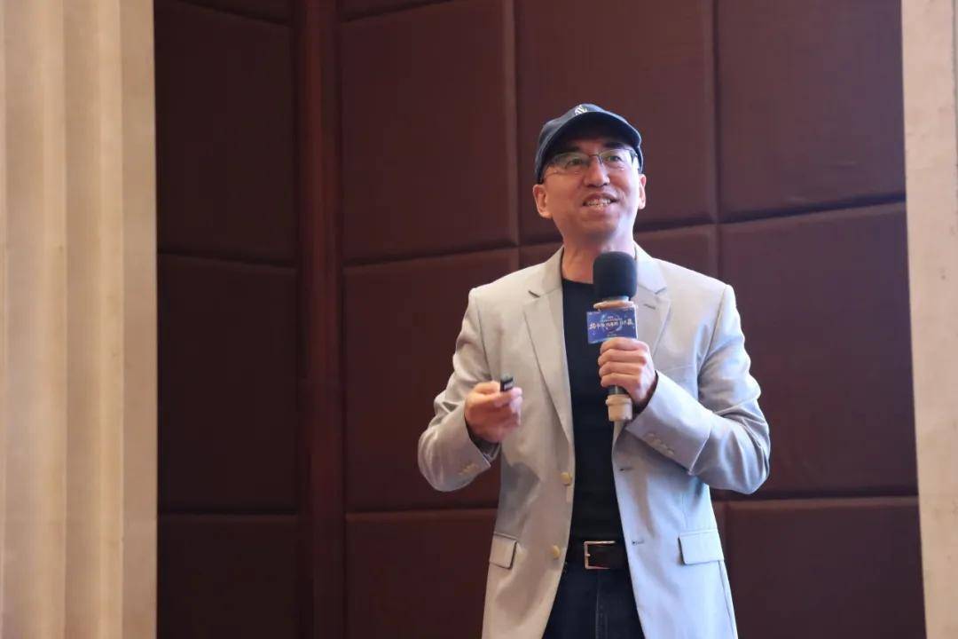 FB体育 FB体育平台“羊”帆起航！ 2024工程机械全国巡回推介会—广州站胜利召开！(图5)