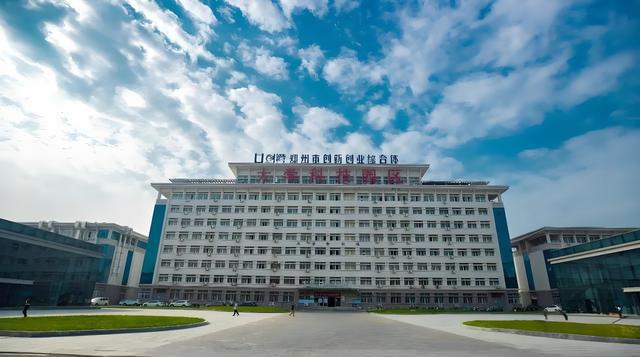 FB体育 FB体育平台黄河科技学院热门专业及学校实力解析(图2)