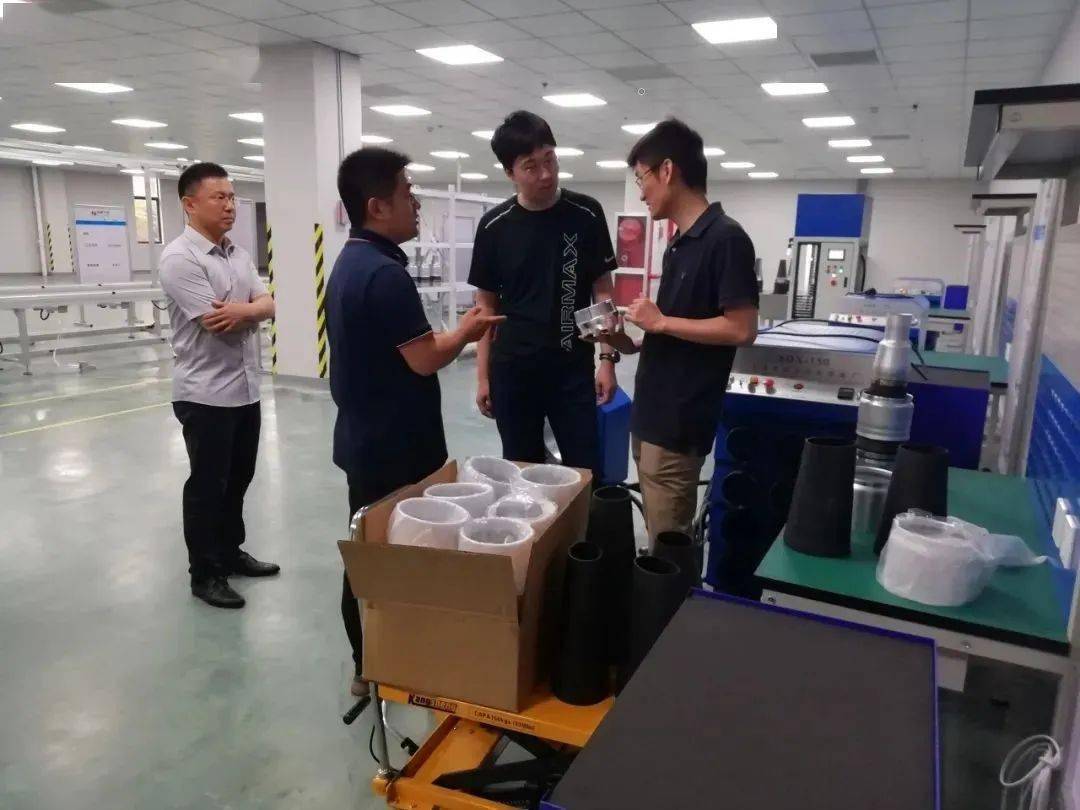 FB体育 FB体育平台码刻 空气悬架爆火背后孔辉科技如何在 5 年里成为龙头(图2)