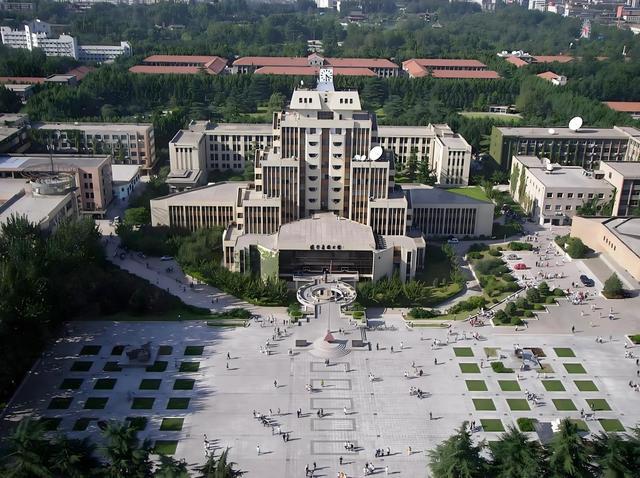 FB体育 FB体育平台西安交通大学与华中科技大学全面对比分析(图3)
