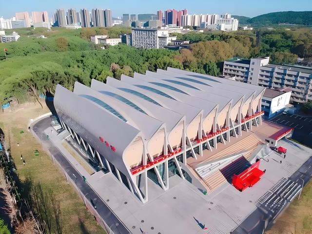 FB体育 FB体育平台西安交通大学与华中科技大学全面对比分析(图4)