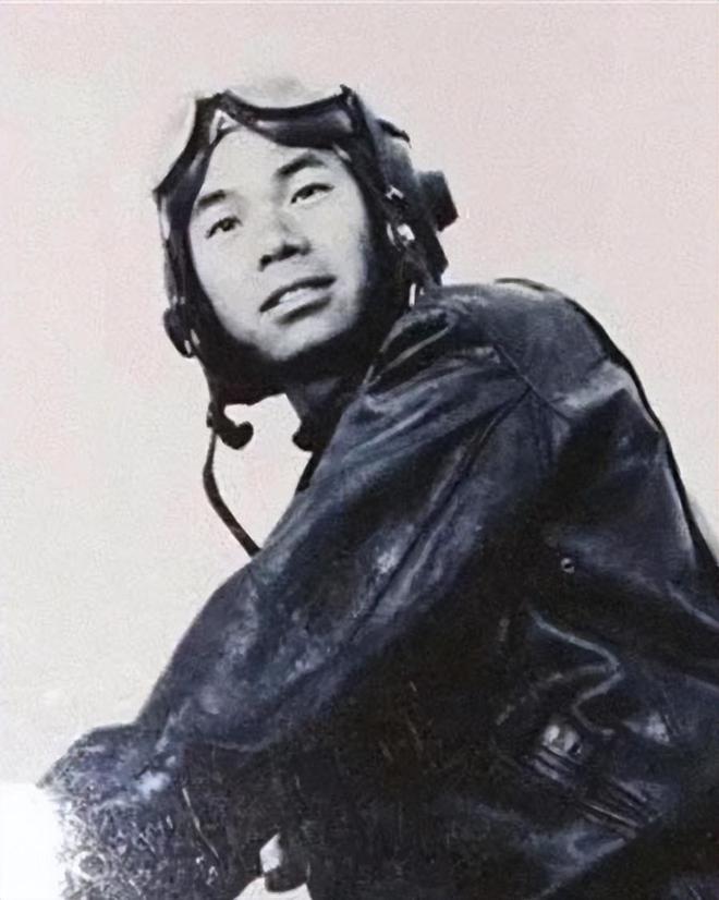 1971年氢弹空投失FB体育 FB体育平台败飞行员放弃跳伞周总理：人员全撤入地道(图2)